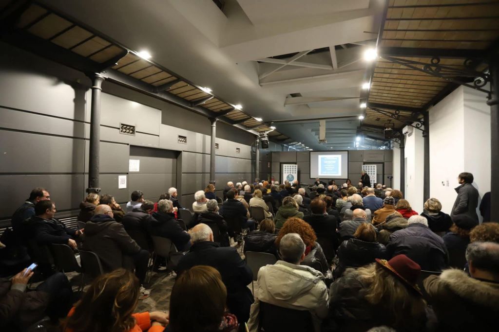 fb_img_17376259509143536637115565465544